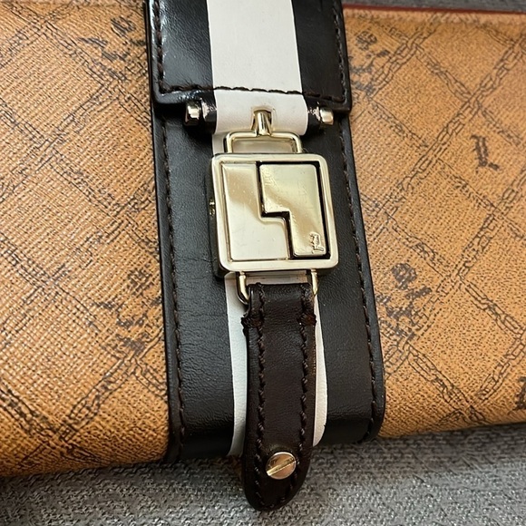 L.A.M.B. Tan Leather Wallet Gwen Stefani Leather Zip Wallet. 💋FINAL SALE PRICE💋 - Picture 3 of 5